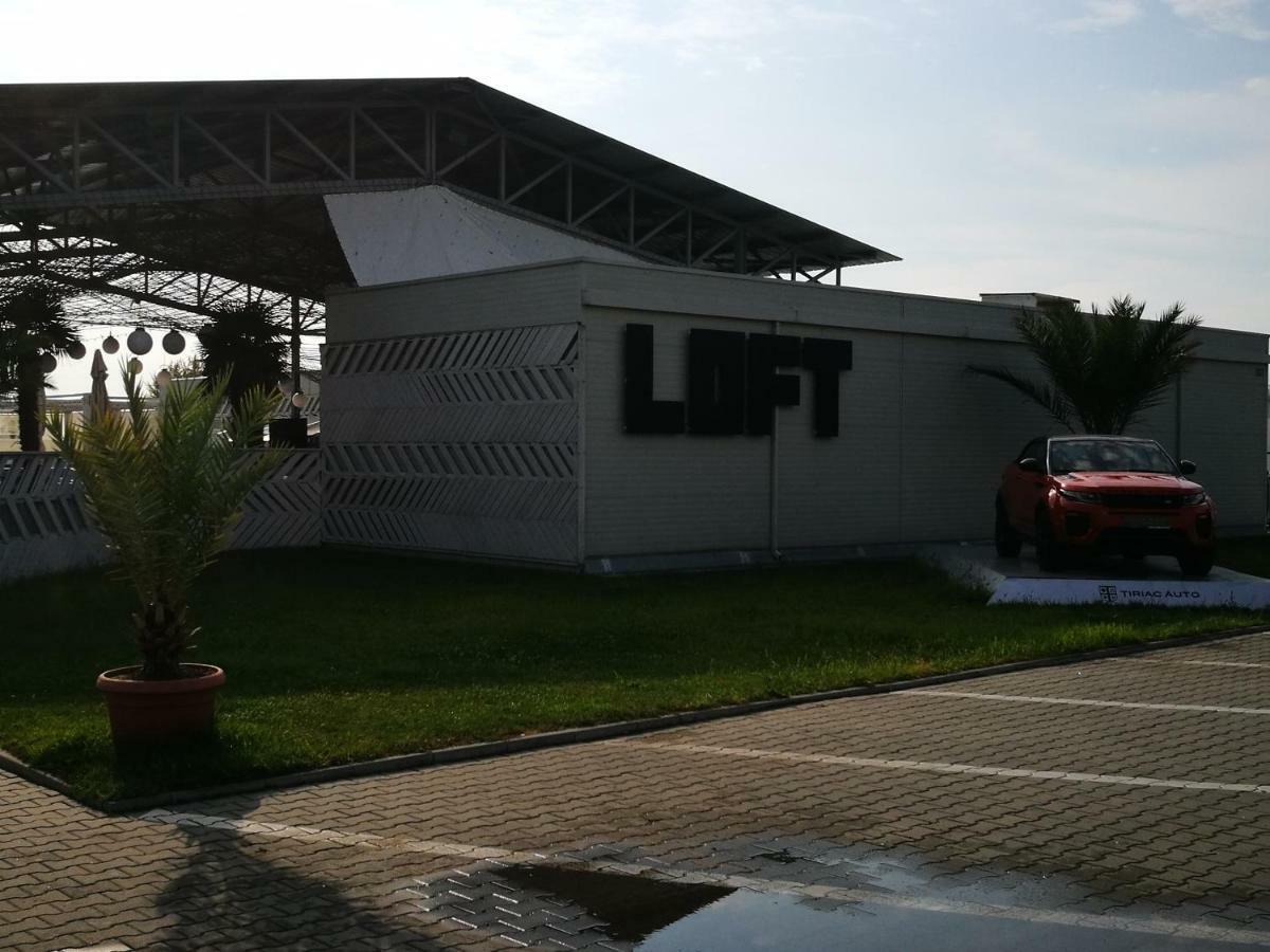 Luxury Studio 42 De Silva Mamaia Exterior foto