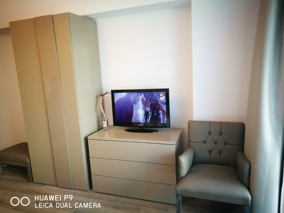Luxury Studio 42 De Silva Mamaia Exterior foto